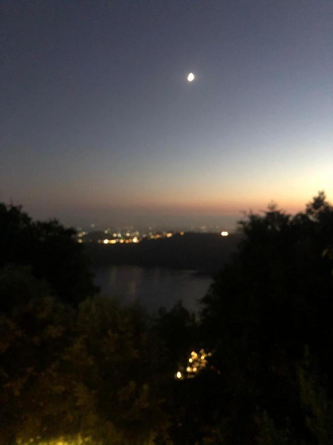 Isola Sul Lago Nemi Exterior foto